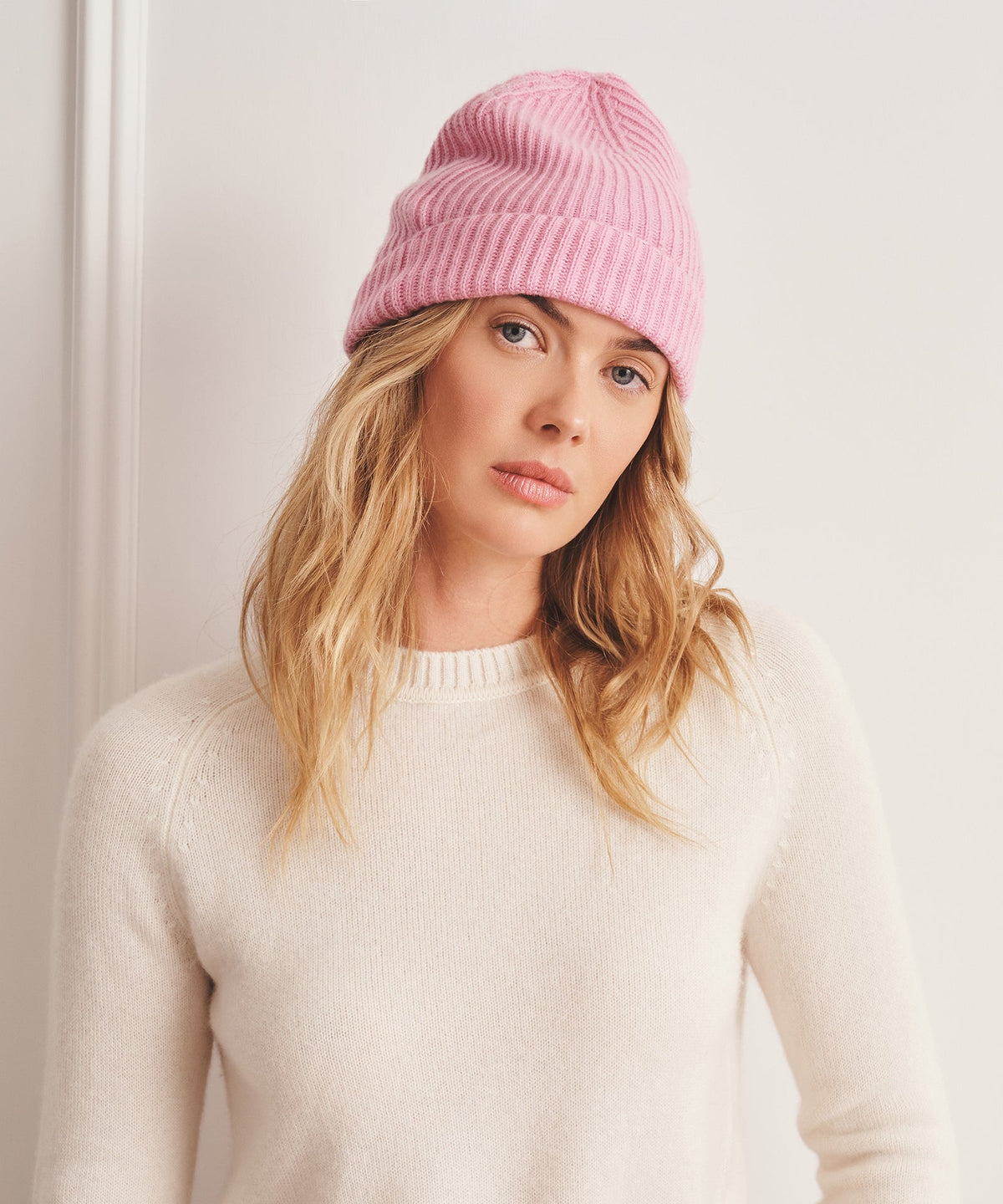 Signature Cashmere Ribbed Beanie