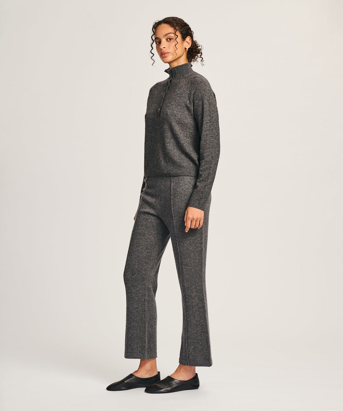 Signature Cashmere Cropped Pant with Pintucks
